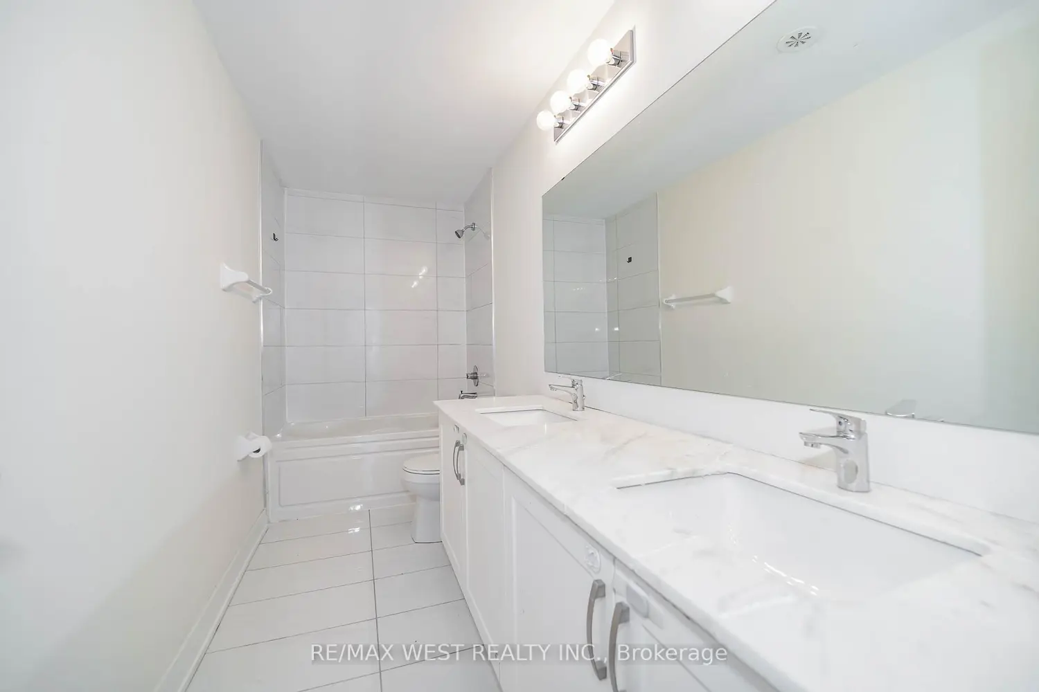 Additional image 6 of 39 John Perkins Bull Drive 20