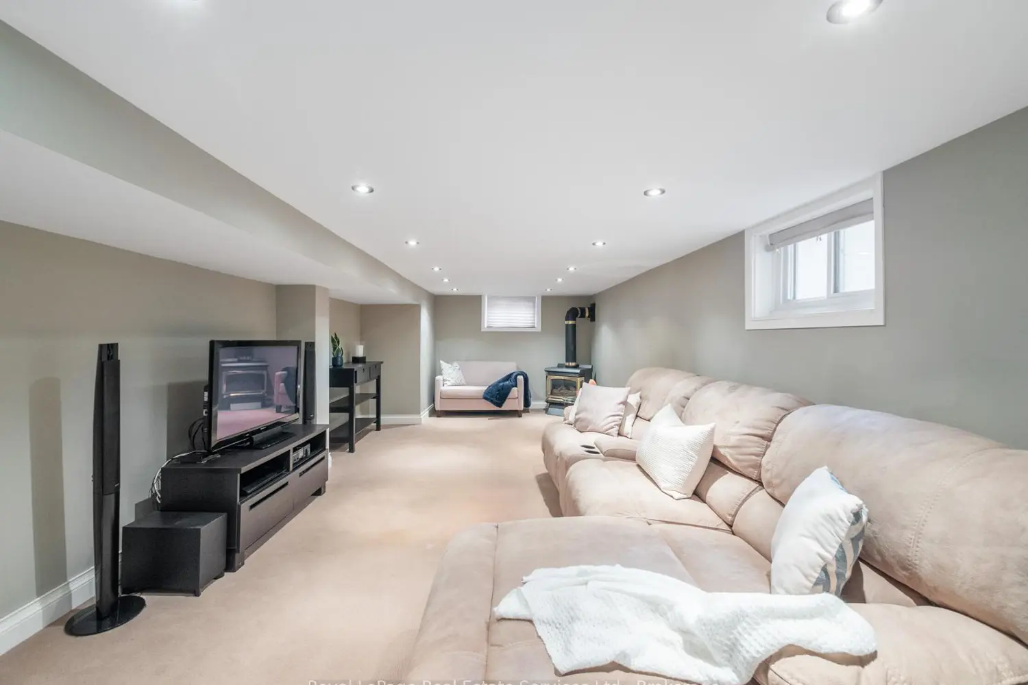 Additional image 16 of 938 King Road