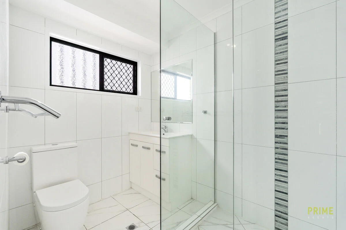 Additional image 14 of 2/86 Colyton Street, Torquay QLD 4655