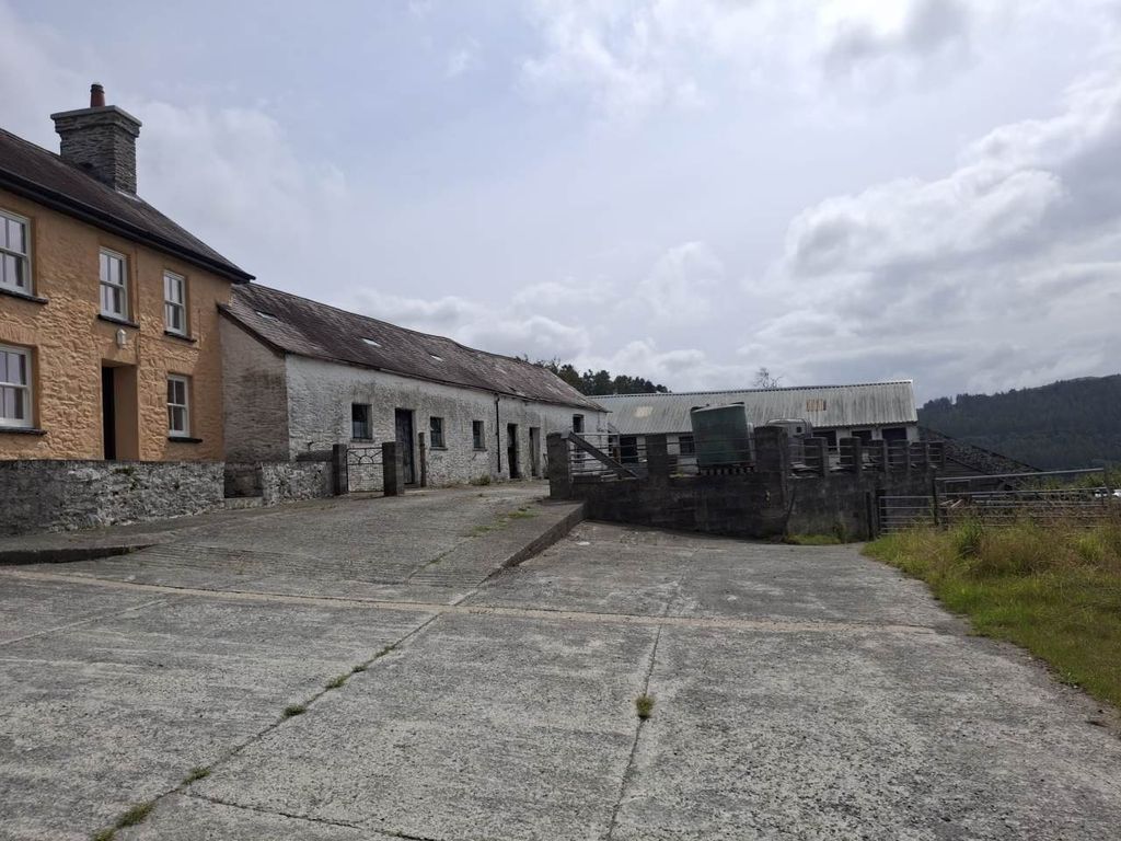 Additional image 2 of 4 bed property for saleLlanafan, Aberystwyth, Ceredigion SY23