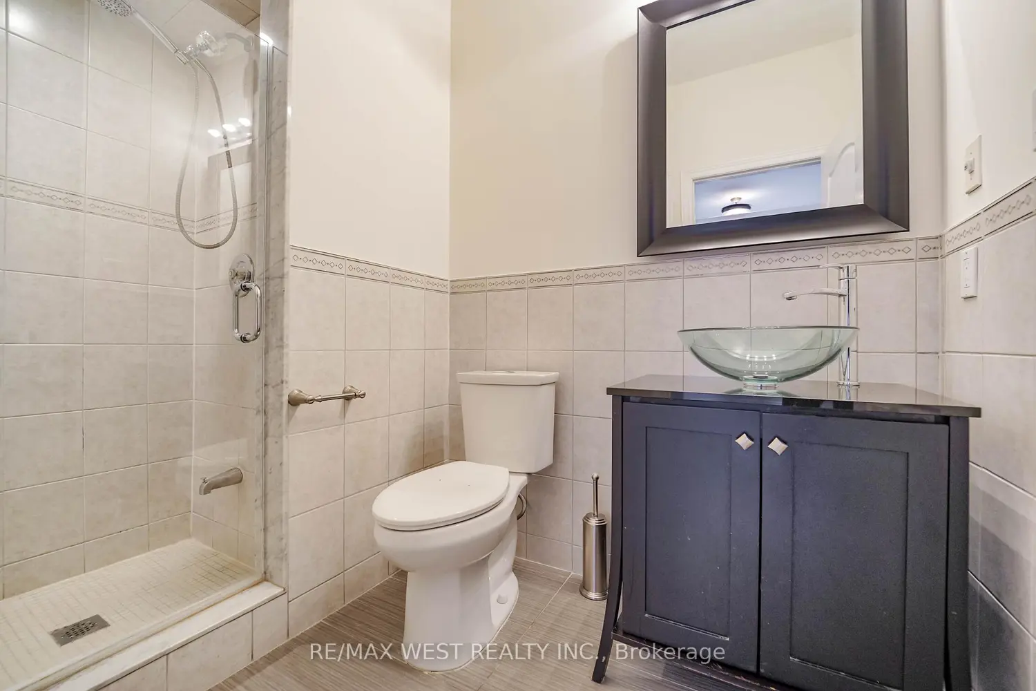 Additional image 7 of 81 Woodview Drive