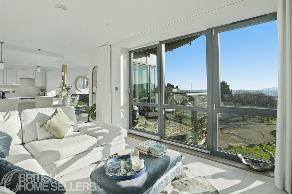 Additional image 8 of 2 bed flat for saleParsonage Way, Plymouth, Devon PL4