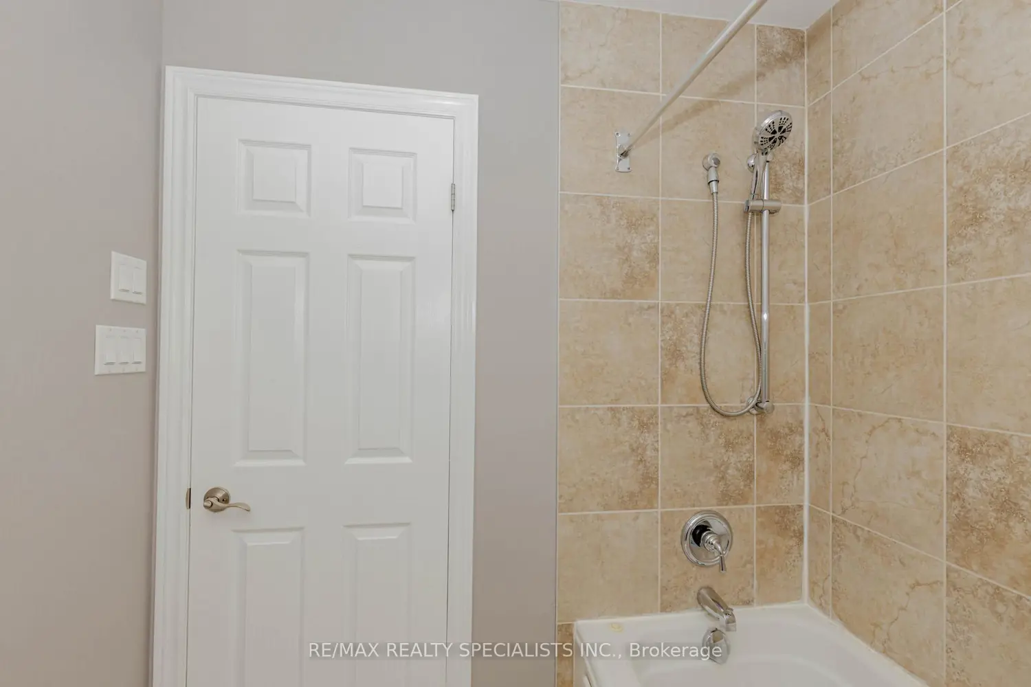 Additional image 11 of 8136 Coventry Road 66