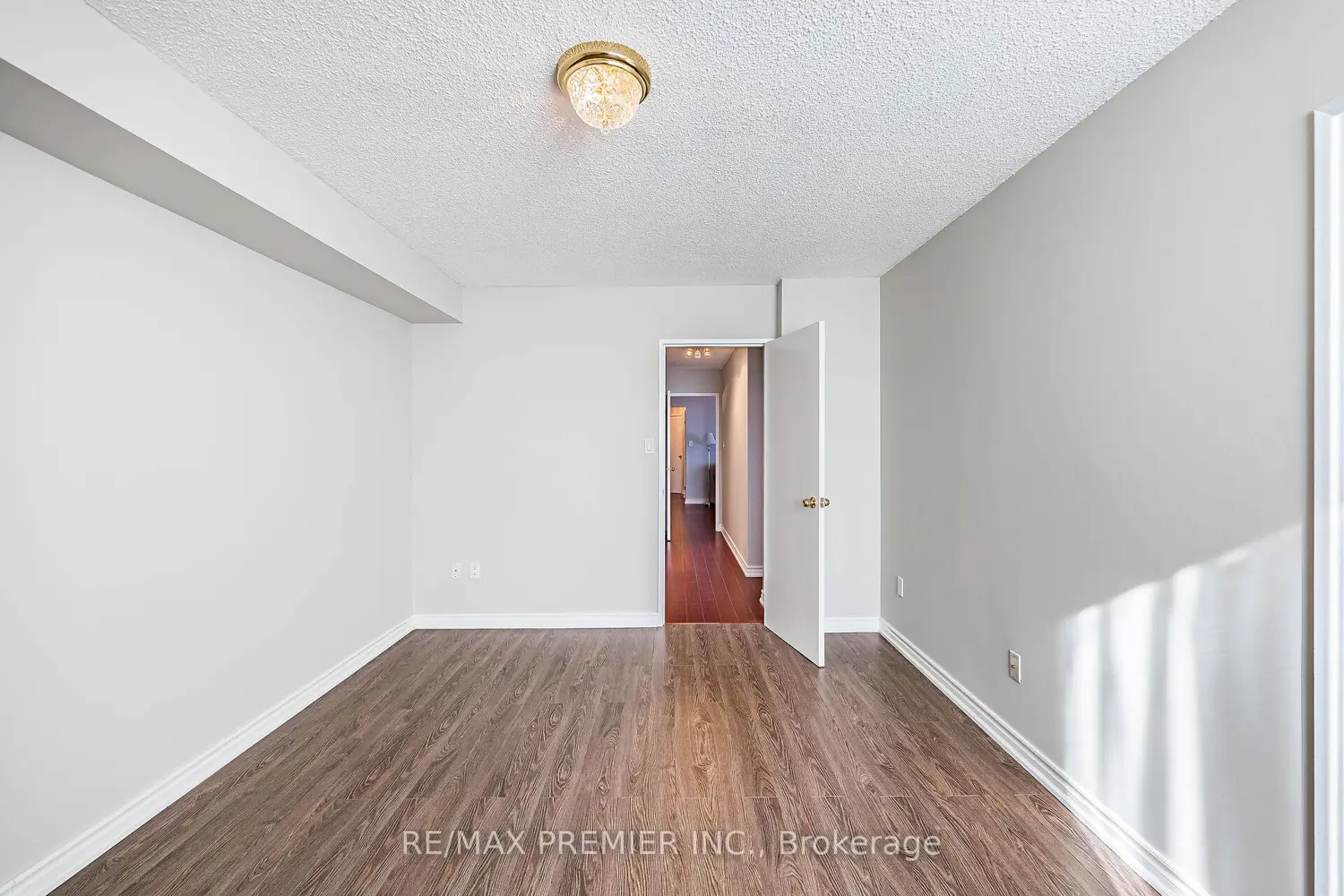 Additional image 16 of 75 Graydon Hall Drive 2308