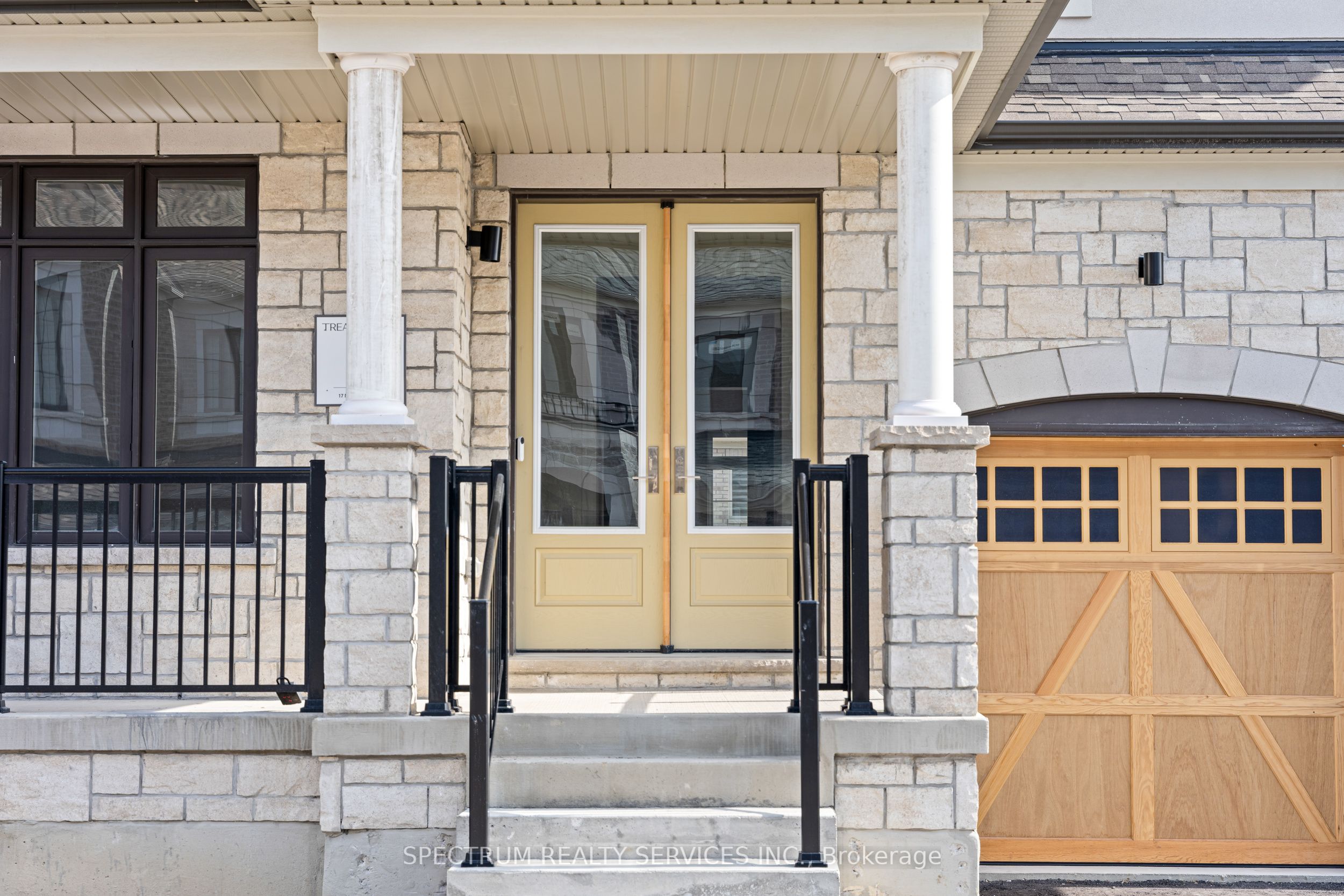 Additional image 2 of 17 Mosswood Trail, Brampton, ON, L6P 4E7