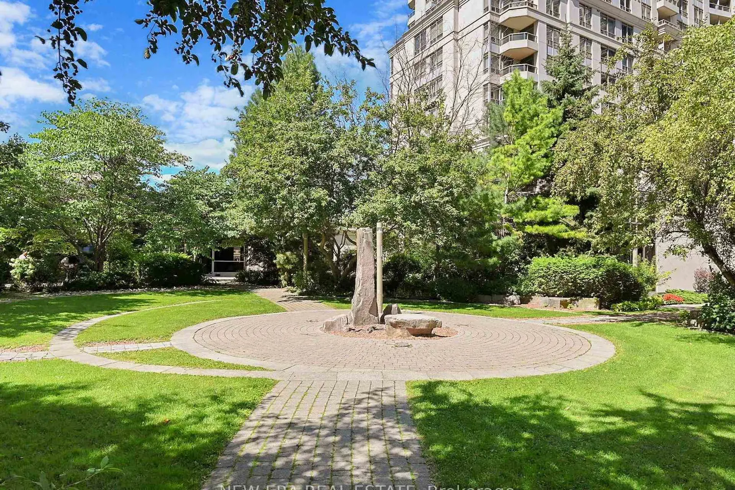 Additional image 19 of 3888 Duke Of York Boulevard 923