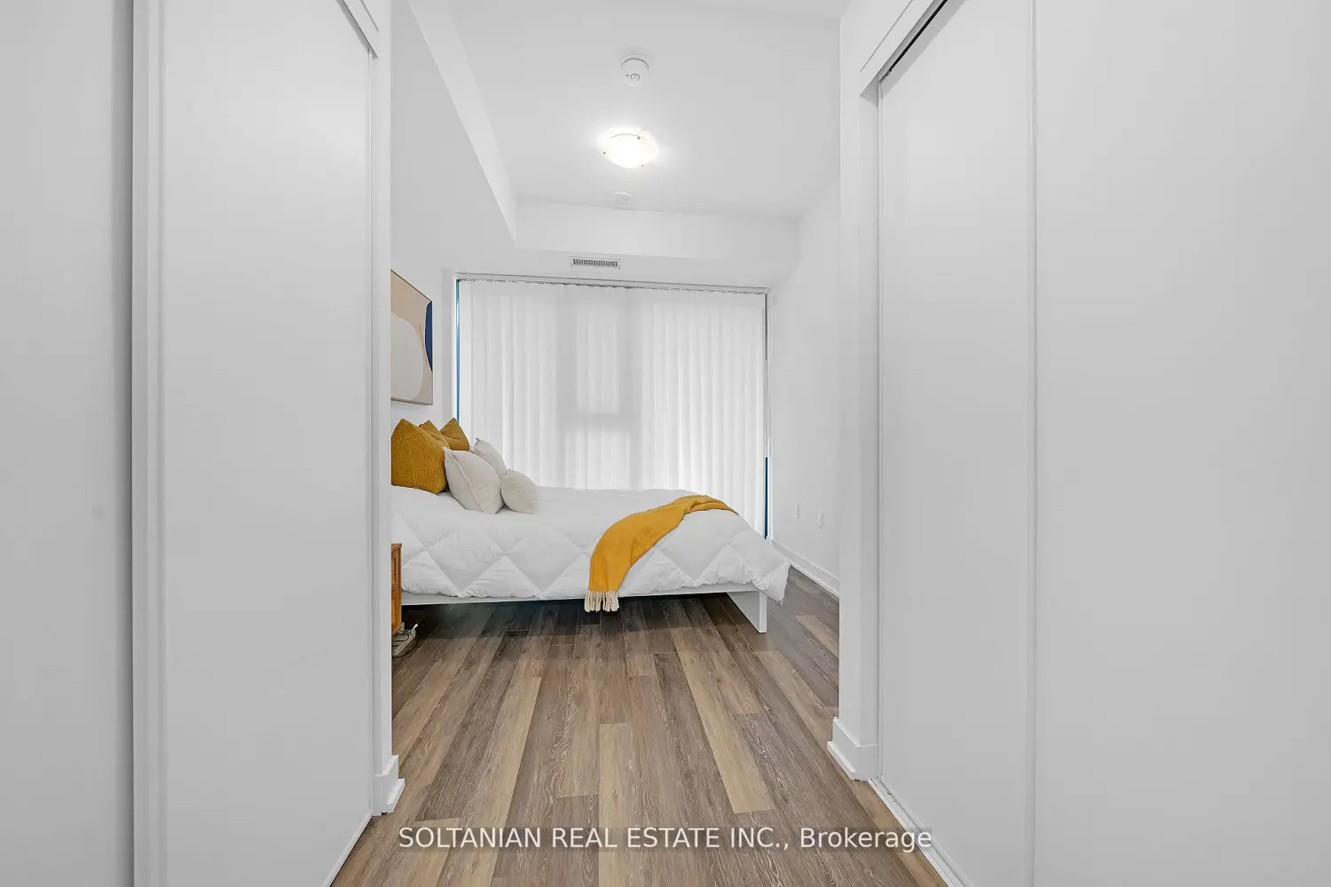 Additional image 15 of 250 Lawrence Avenue 320