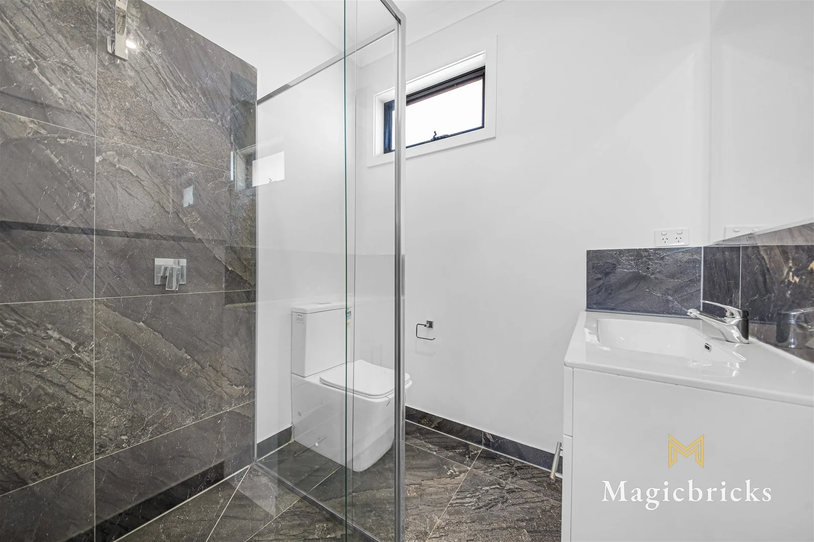 Additional image 12 of 3 BRACKNELL CRESCENT, Strathtulloh VIC 3338