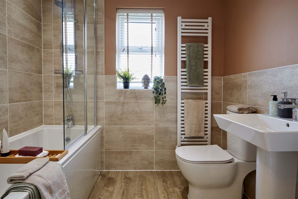 Additional image 8 of 4 bed detached house for sale"Ingleby" at Bath Road, Speen, Newbury RG14