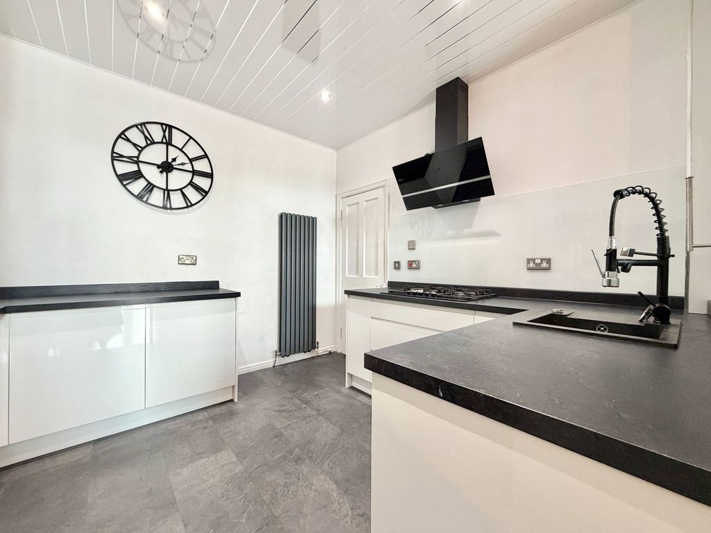 Additional image 9 of 3 bed flat for saleNewhouse Road, Grangemouth FK3