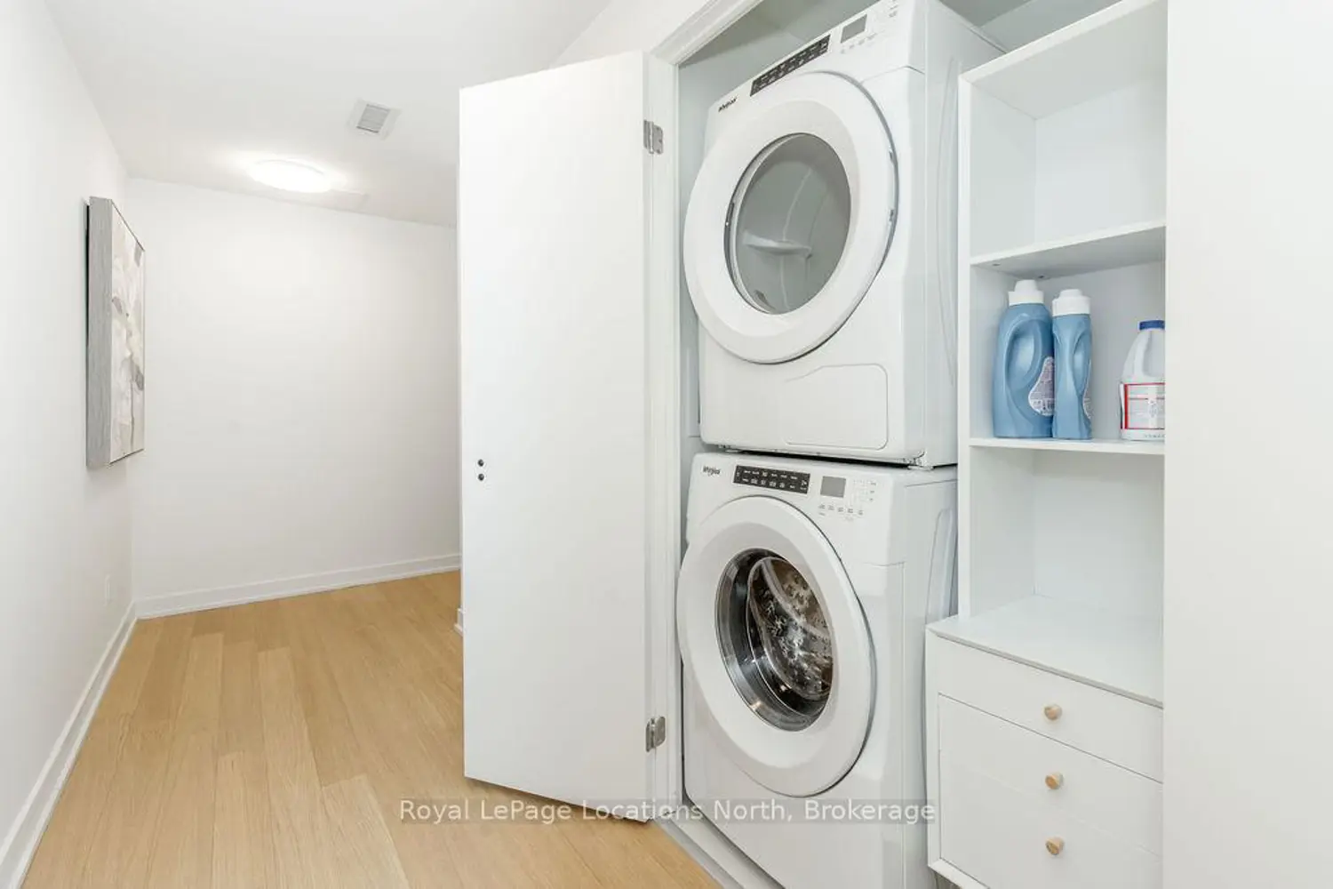 Additional image 4 of 31 Huron Street 523