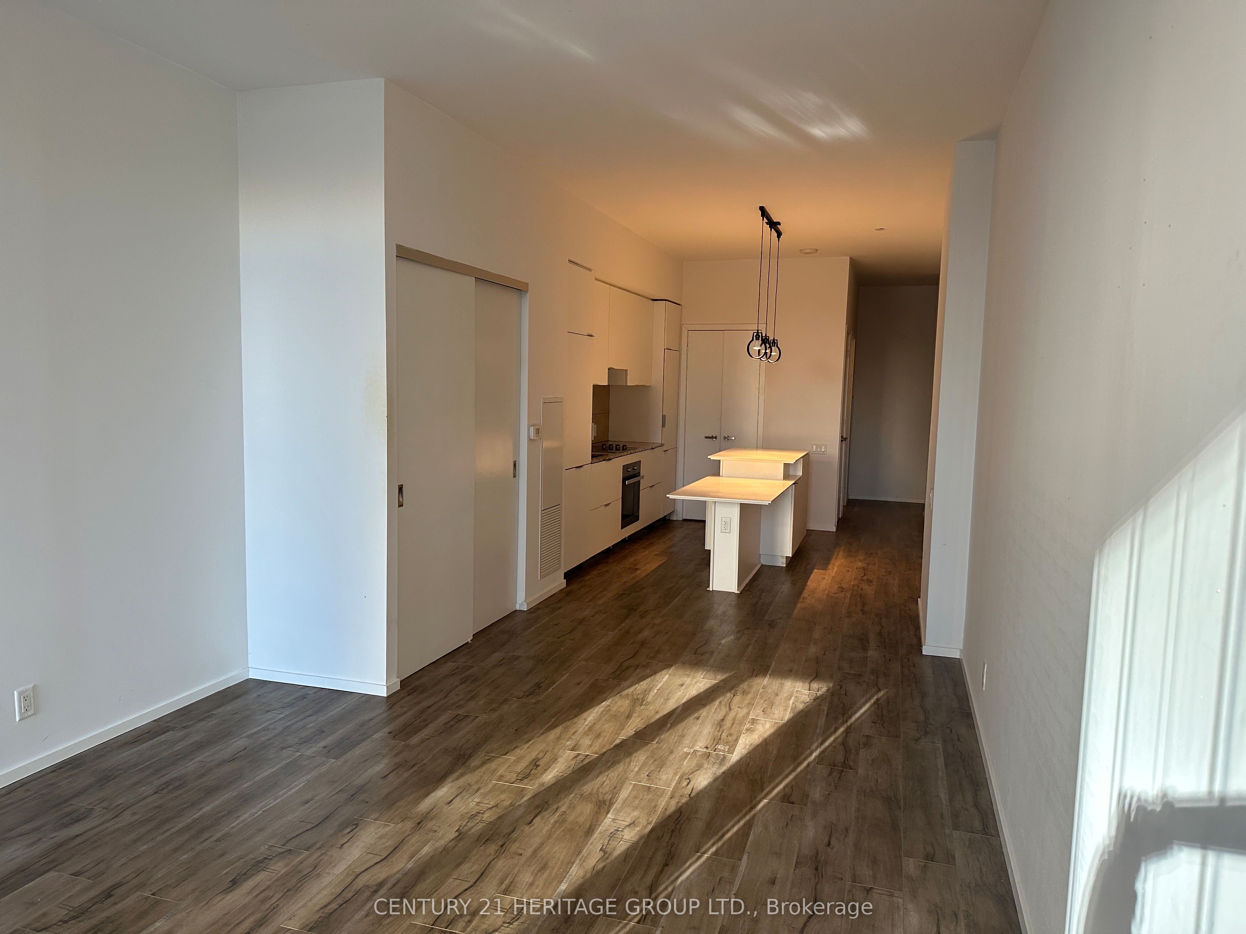 324-5 St Joseph Street, Toronto, ON, M4Y 0B6