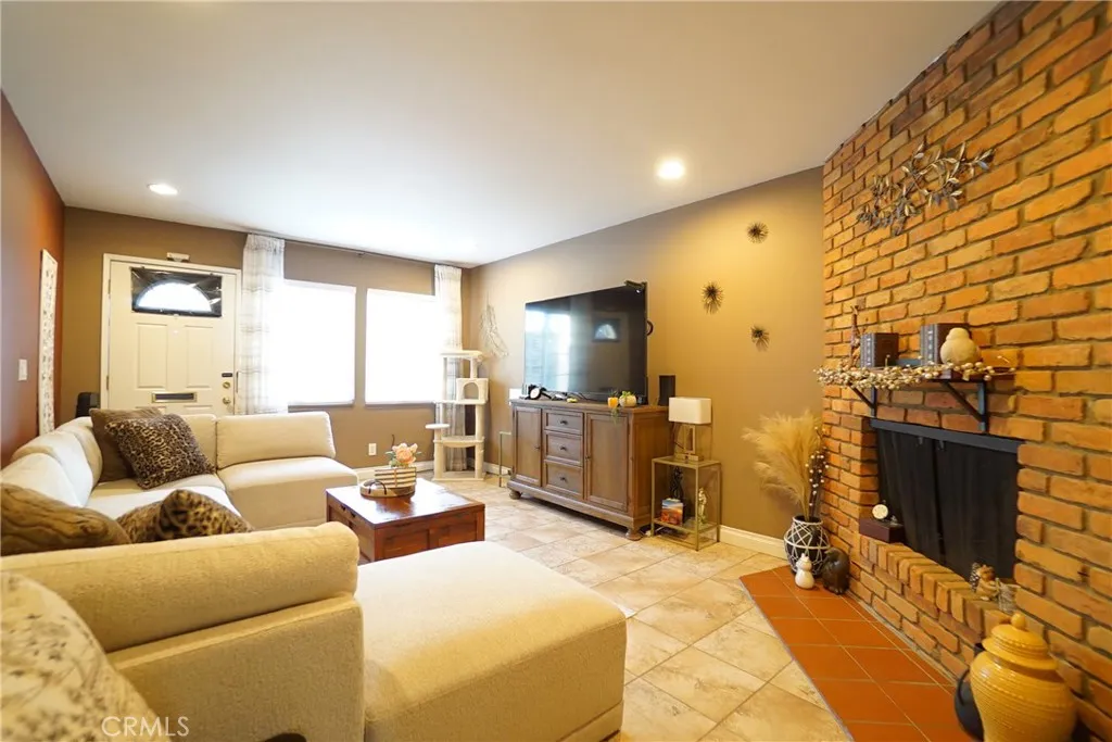 Additional image 10 of 1795 W Glenoaks Avenue, Anaheim, CA 92801