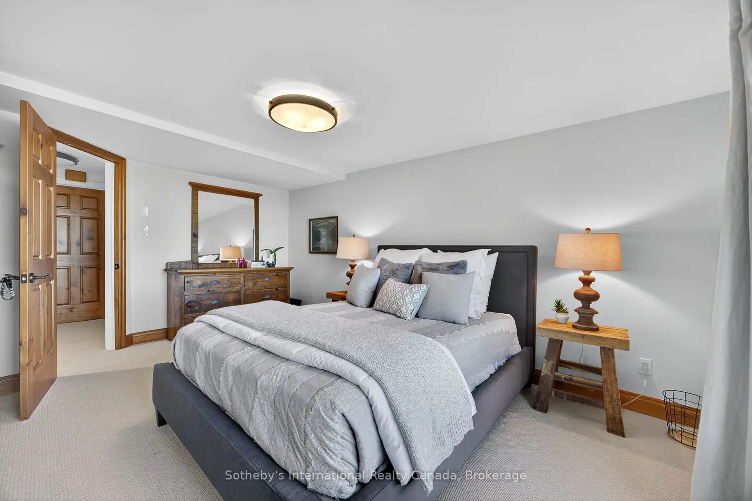 Additional image 15 of 589374 19 Grey Road