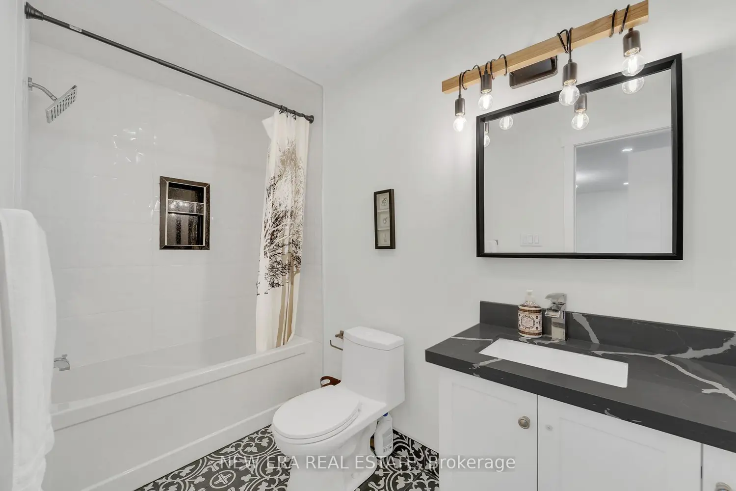 Additional image 14 of 19 Glenabbey Drive