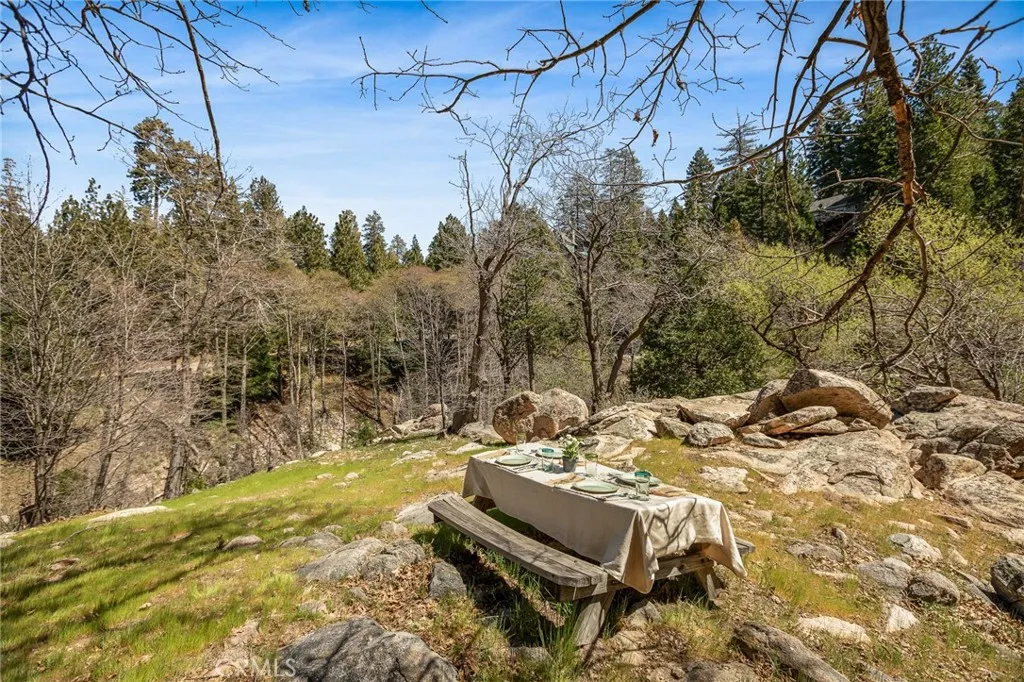 Additional image 98 of 813 Brentwood Dr, Lake Arrowhead, CA 92352