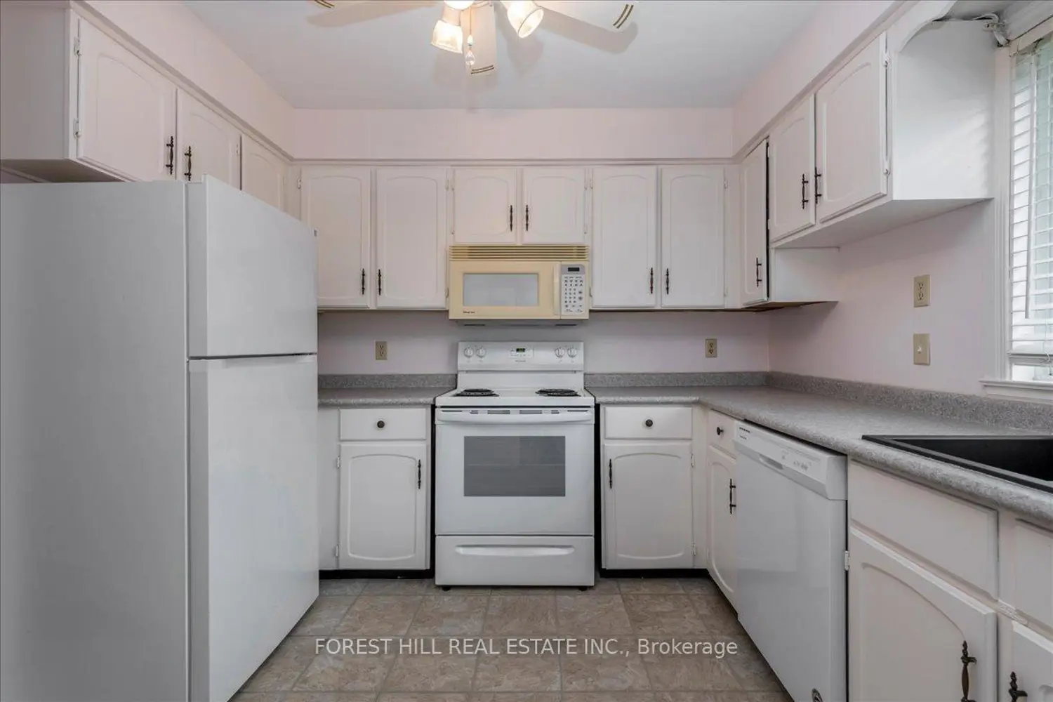 Additional image 11 of 70 Laguna Parkway 9