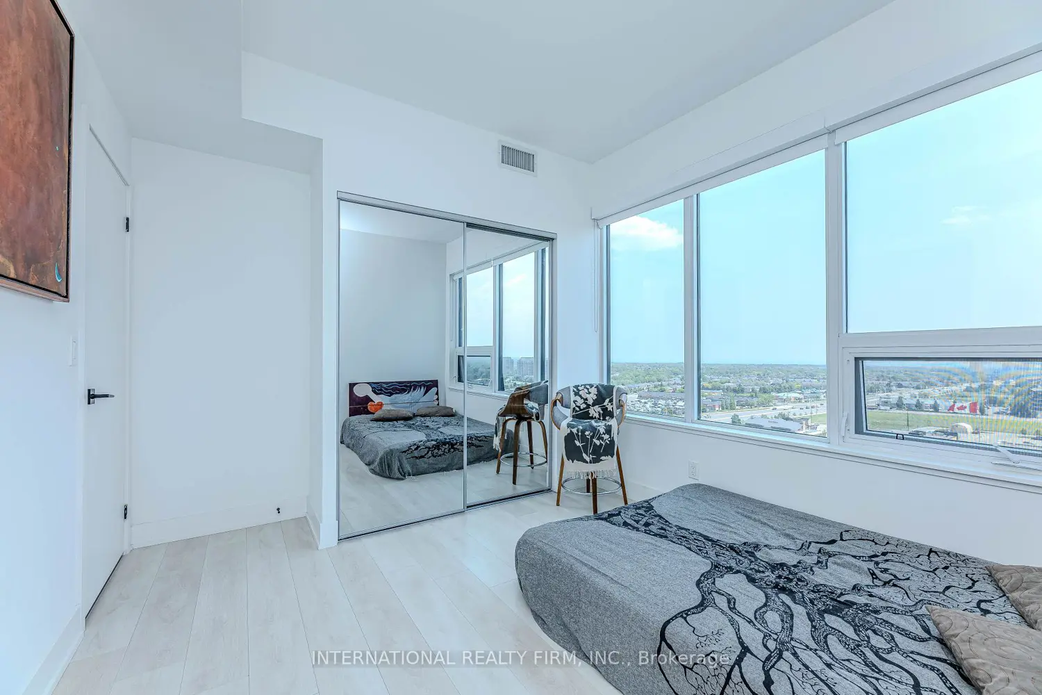 Additional image 8 of 2481 Taunton Road 1307