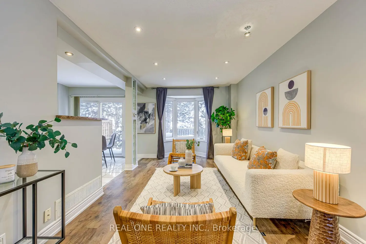 Additional image 8 of 2006 Glenada Crescent 2