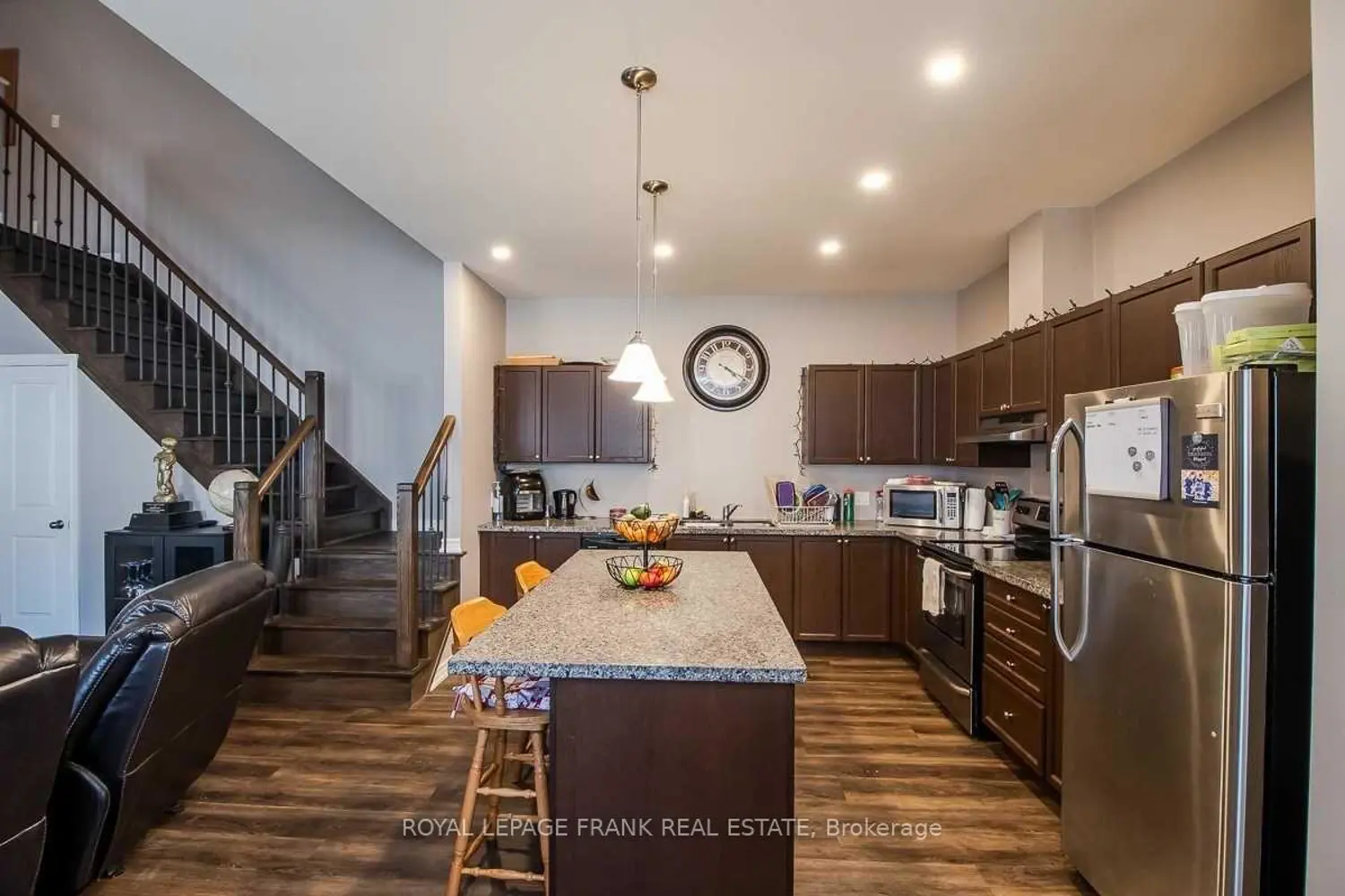 Additional image 6 of 805A Dundas Street