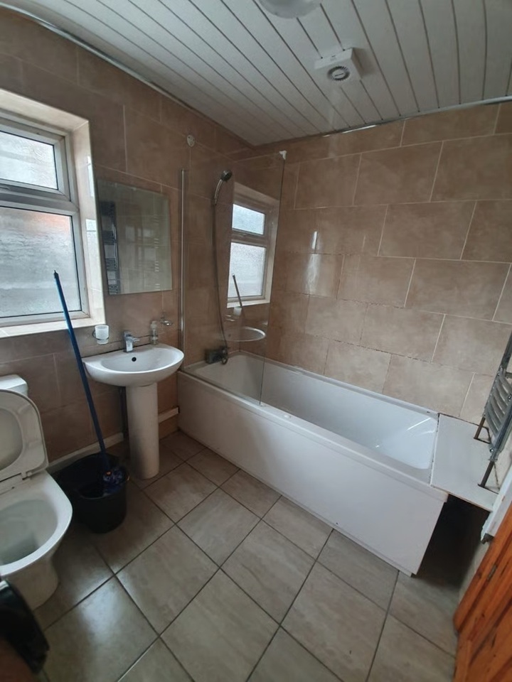 Additional image 3 of Room in a Shared House, Leeds, LS6, N1 7GU