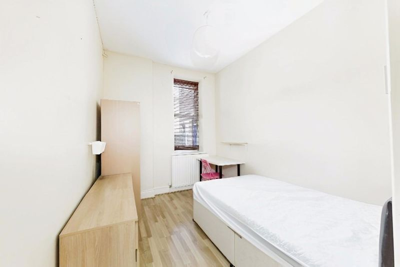 Additional image 5 of 2 bed flat for saleForsyth Road, Newcastle Upon Tyne NE2