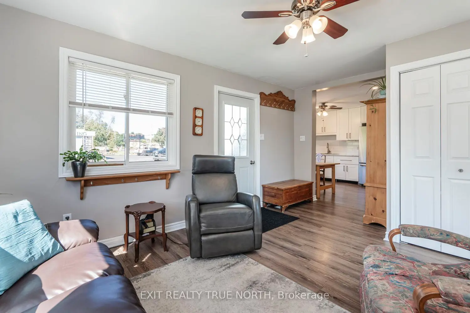 Additional image 5 of 8254 93 Highway