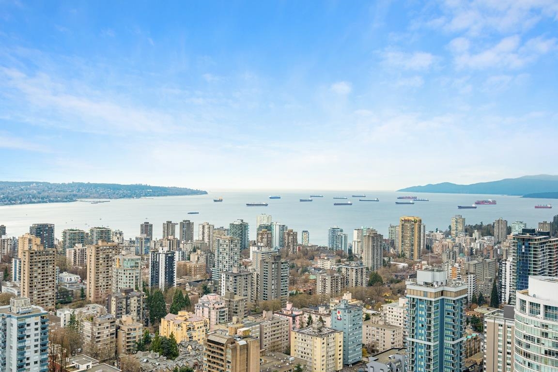 4501-1128 Georgia Street W, Vancouver, BC, V6E 0A8