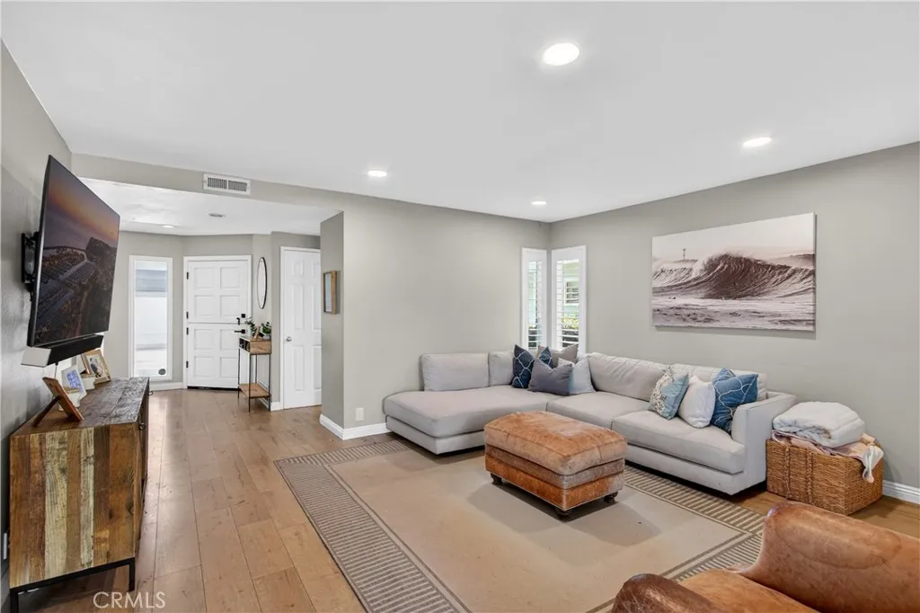 Additional image 6 of 175 Admiral Way Unit 20, Costa Mesa, CA 92627