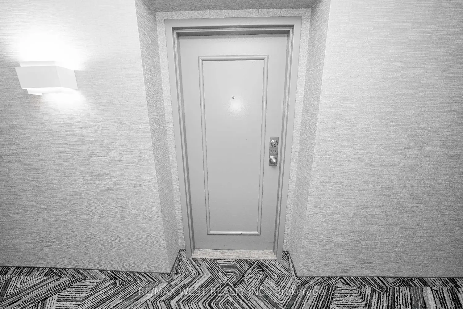 Additional image 10 of 1470 Midland Avenue 608