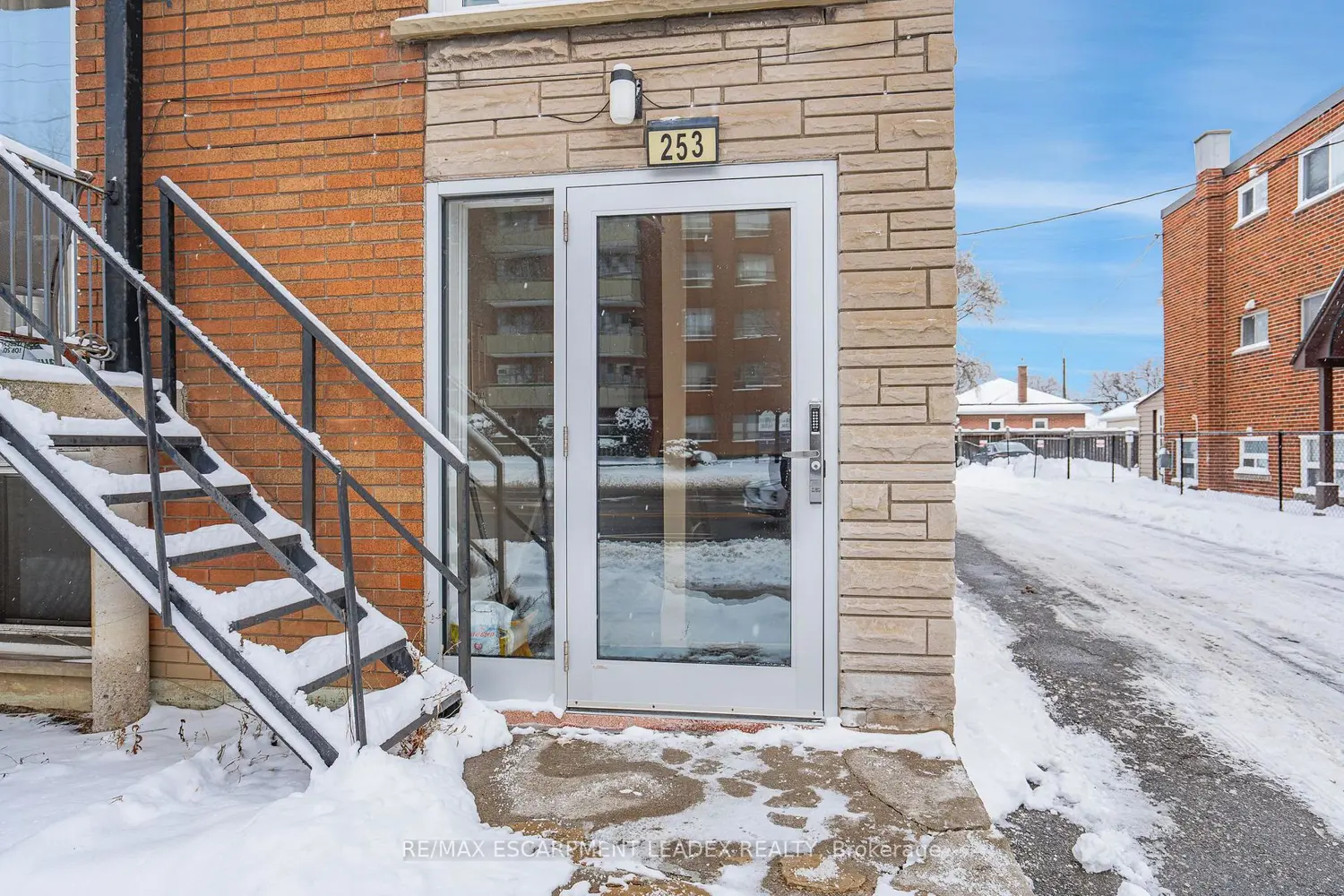 Additional image 4 of 253 Mohawk Road