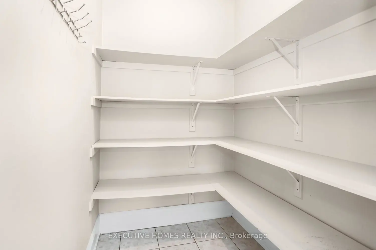 Additional image 7 of 5352 Snowbird Court