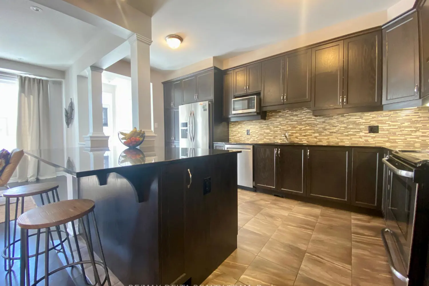 66 Escallonia Court photo 5