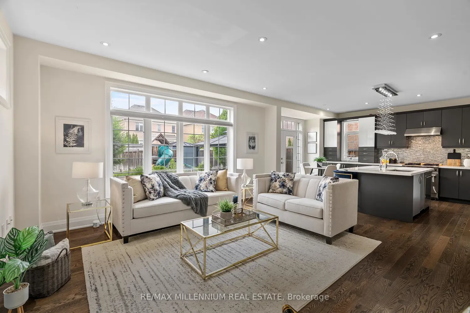 Additional image 6 of 51 Legendary Circle