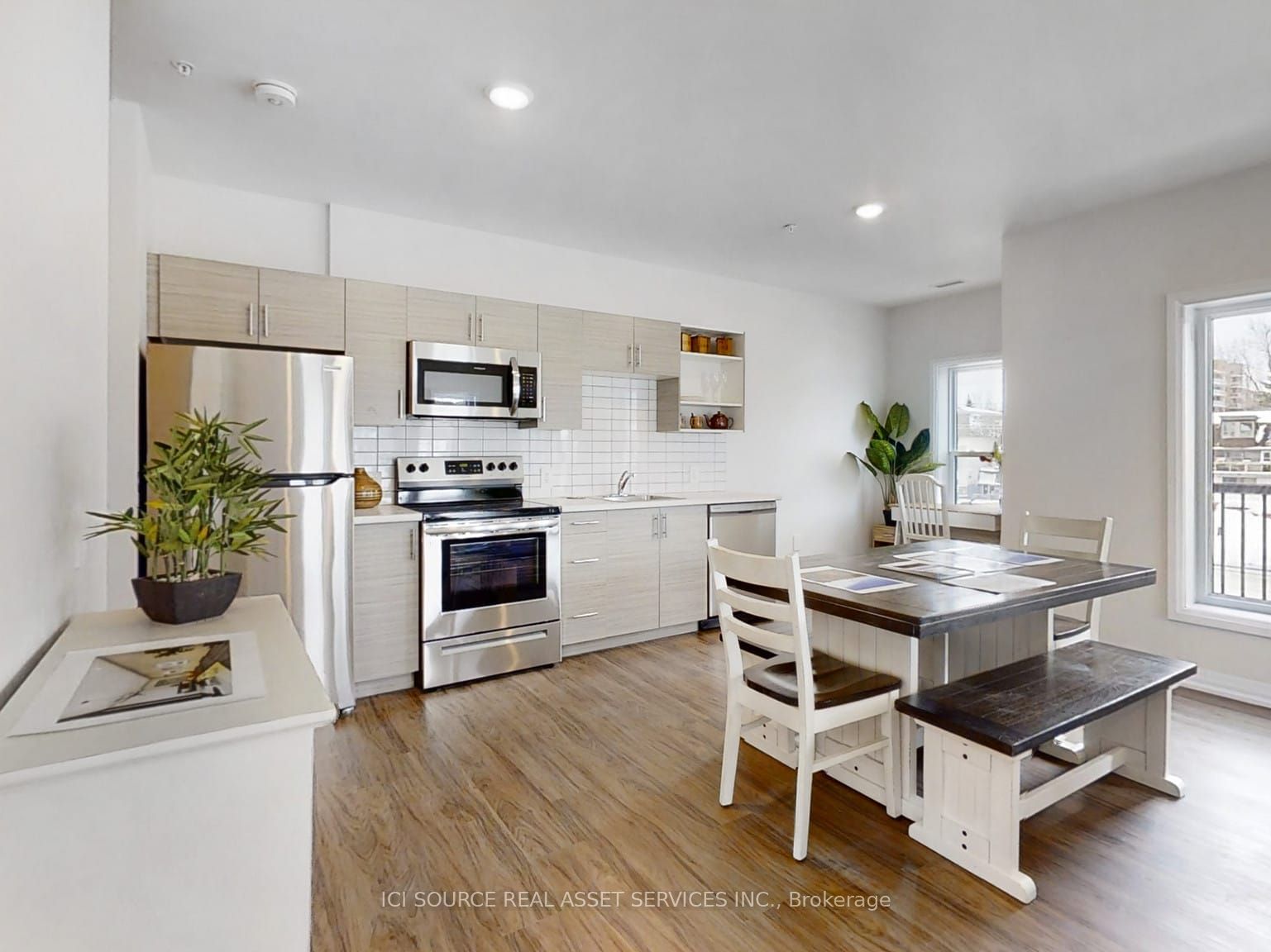 Additional image 4 of 809-233 Dunlop Street W, Barrie, ON, M6C 1C1