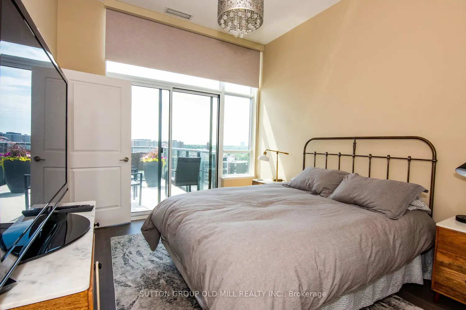 Additional image 4 of 35 Fontenay Court 1207