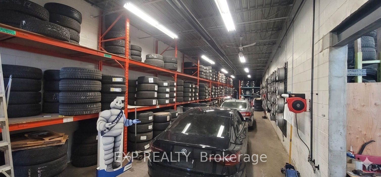 Additional image 5 of 27-45 Brisbane Road, Toronto, ON, M3J 2K1