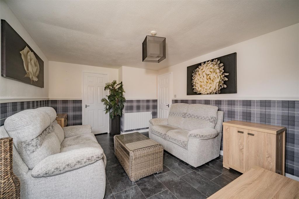 Additional image 3 of 2 bed flat for saleDundonald Court, Dundee DD3