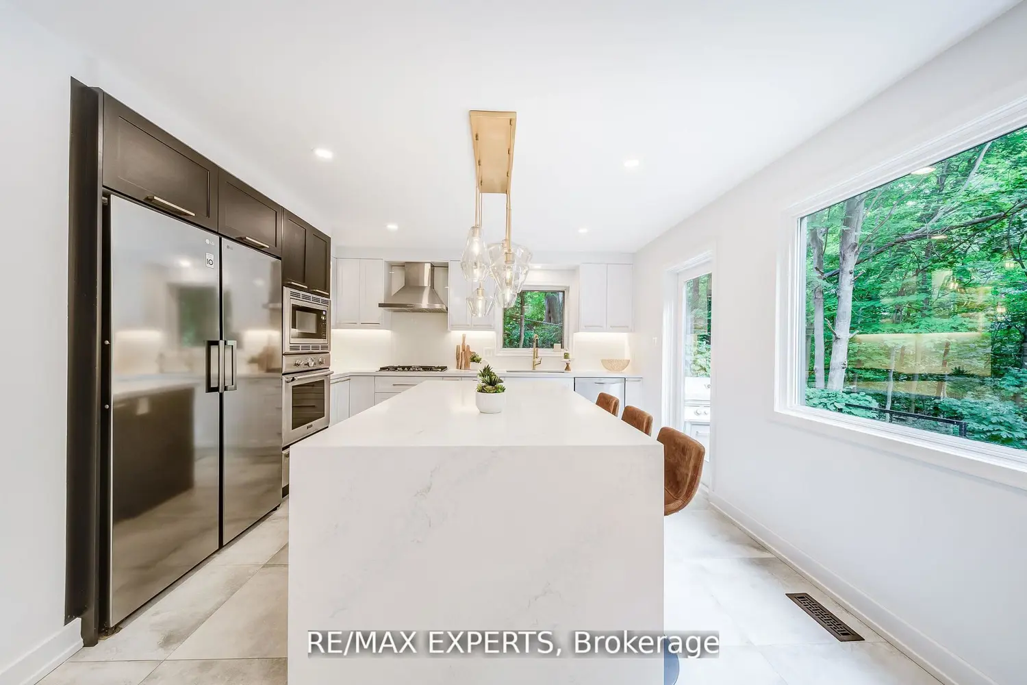 Additional image 9 of 1135 Greenoaks Drive