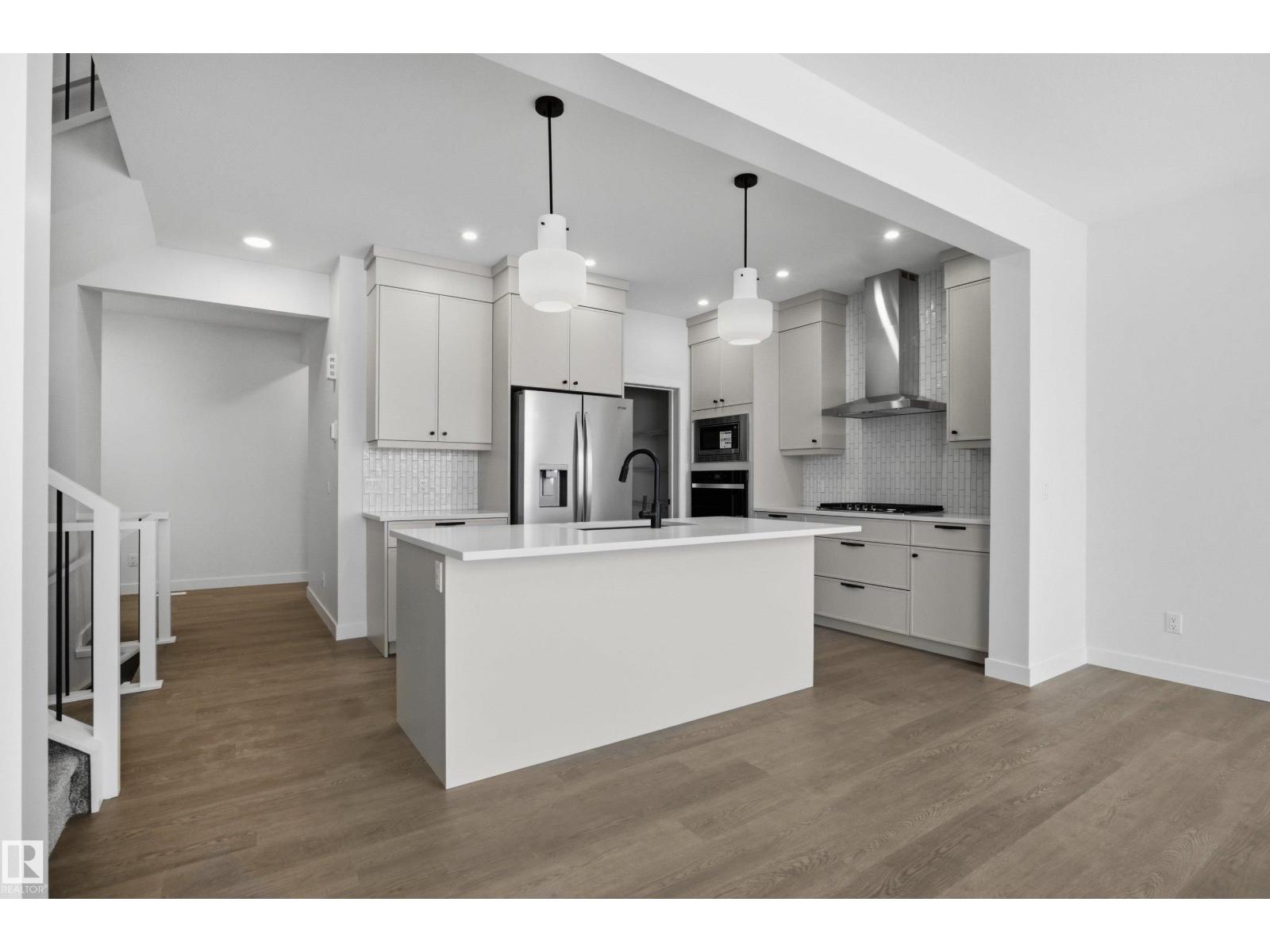 Additional image 5 of 3924 Chrustawka Place SW, Edmonton, AB, T6W5K6