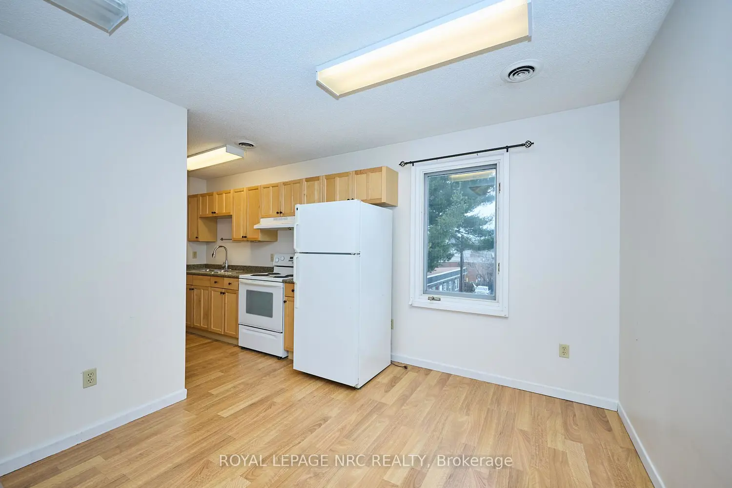 Additional image 11 of 8 Clark Street