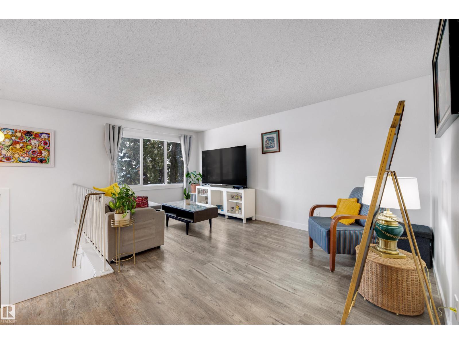 Additional image 4 of 107 Warwick Road NW, Edmonton, AB, T5Z4P7