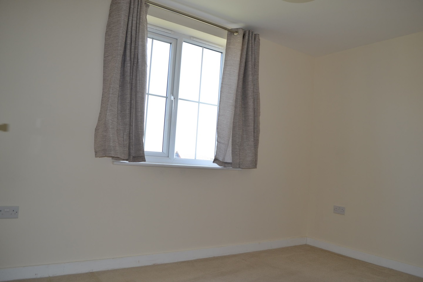 Additional image 8 of 2 Bed Flat, Waggon Road, LS10, N1 7GU