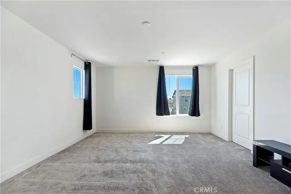 Additional image 87 of 364 Castaic Way, Rialto, CA 92377