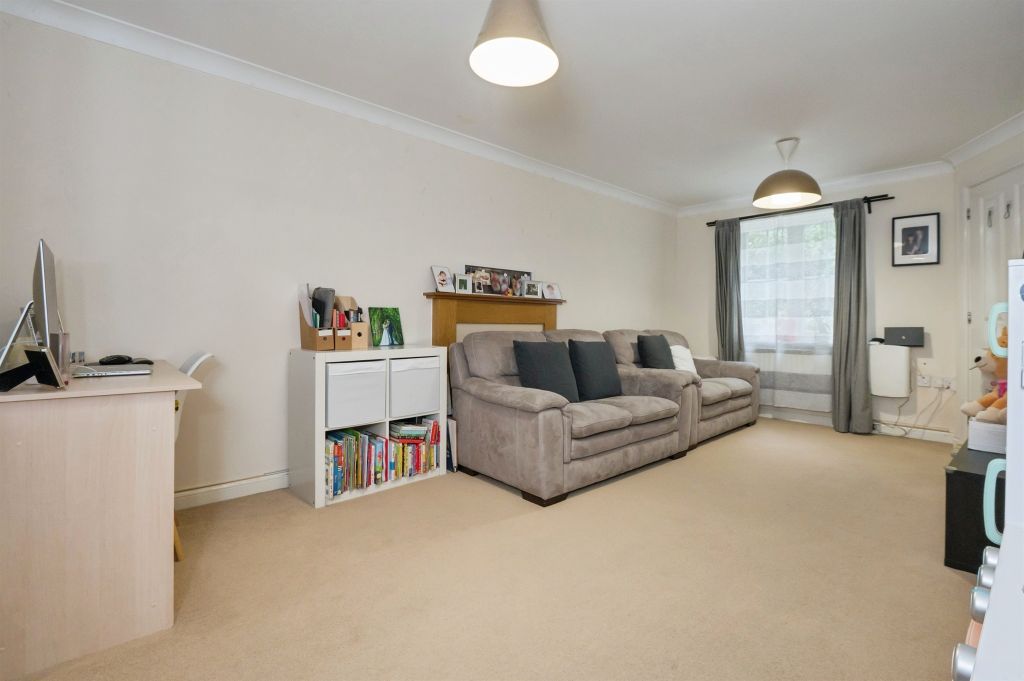 Additional image 2 of 3 bed terraced house for saleMescott Meadows, Hedge End, Southampton SO30
