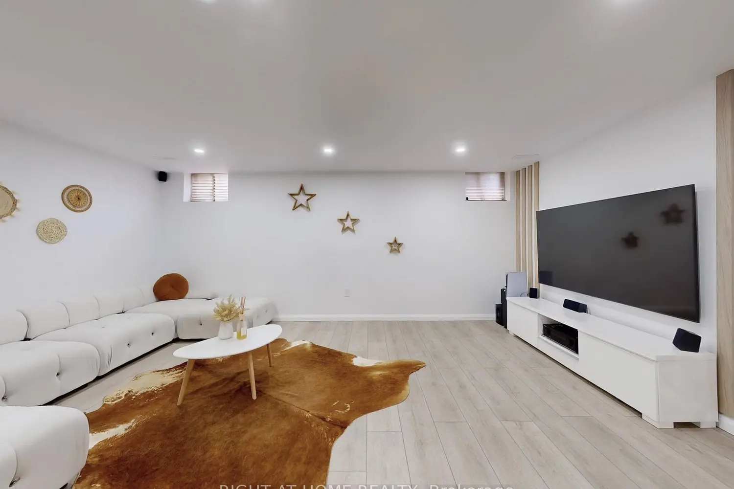 Additional image 13 of 35 Midhurst Heights 30