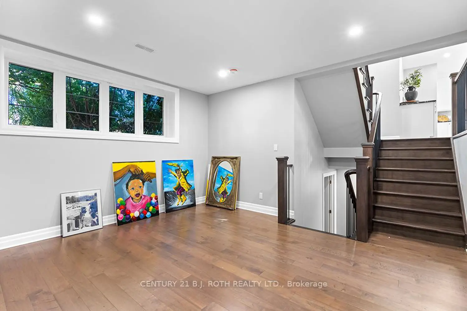 Additional image 16 of 1076 7Th Avenue