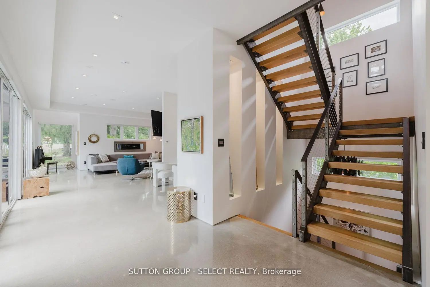 Additional image 6 of 9385 Elviage Drive