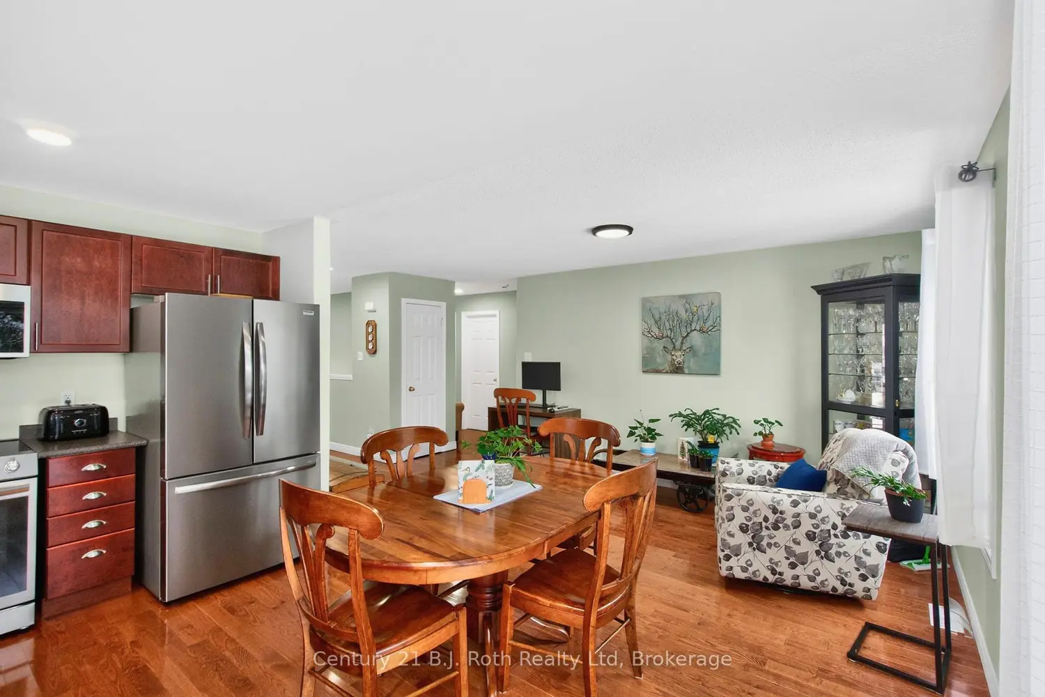 Additional image 6 of 77 Georgias Walk