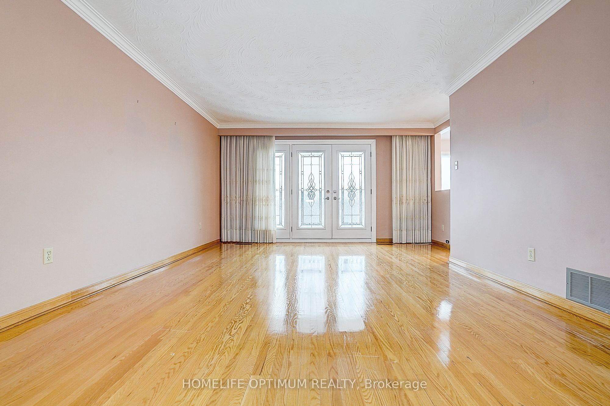 Additional image 3 of 58 Hazelnut Crescent N, Toronto, ON, M2J 4W3